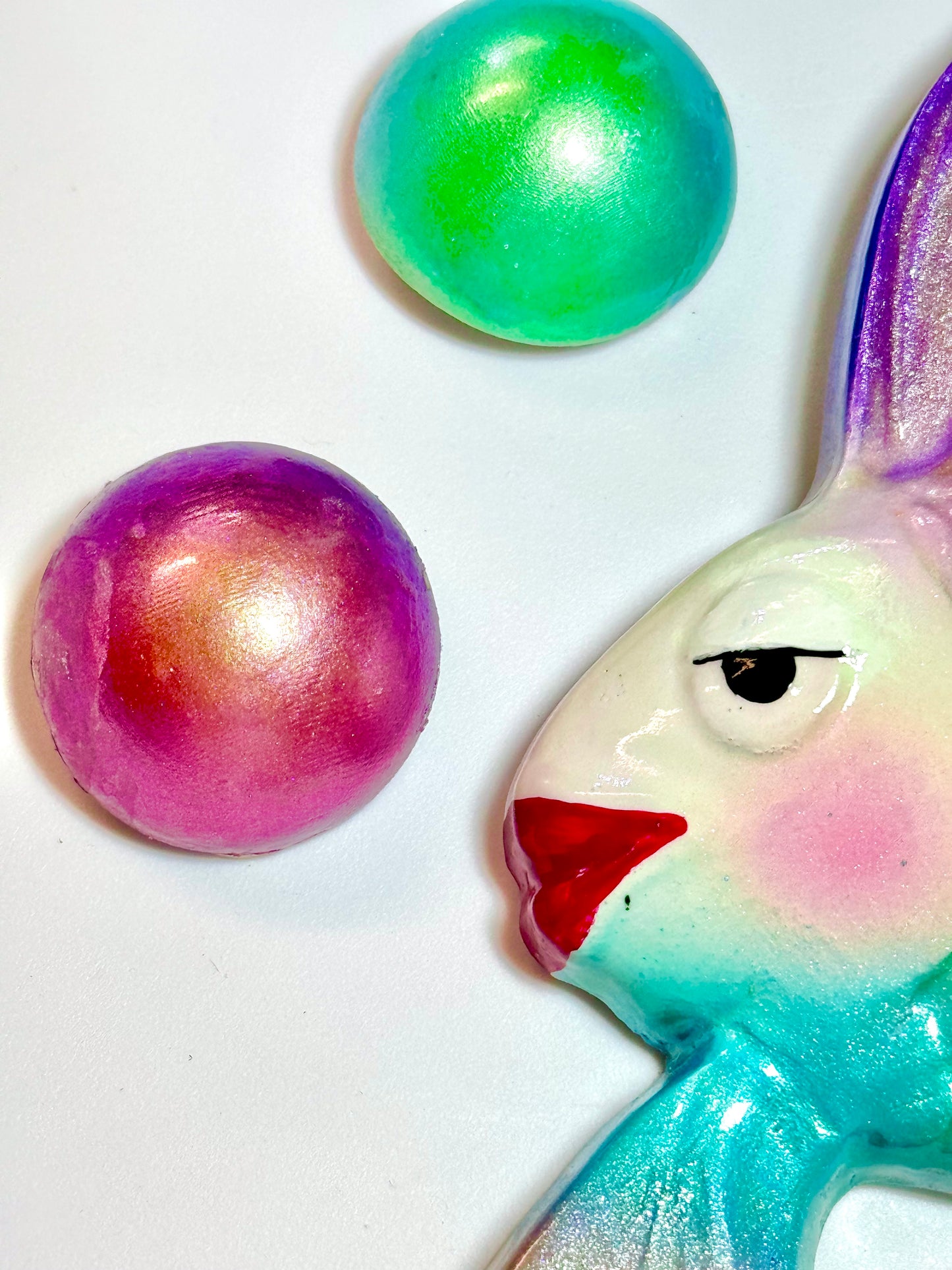 Anthropomorphic Rainbow Lusterware MCM Vintage Style Chalkware Wall Art Fish & Bubbles