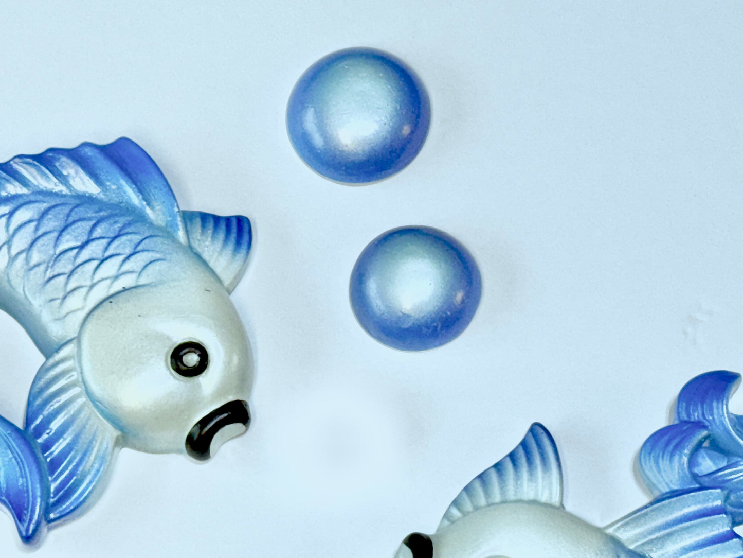 Vintage Style Chalkware Goldfish/ Koi Wall Plaque set w/ Bubbles in Blue