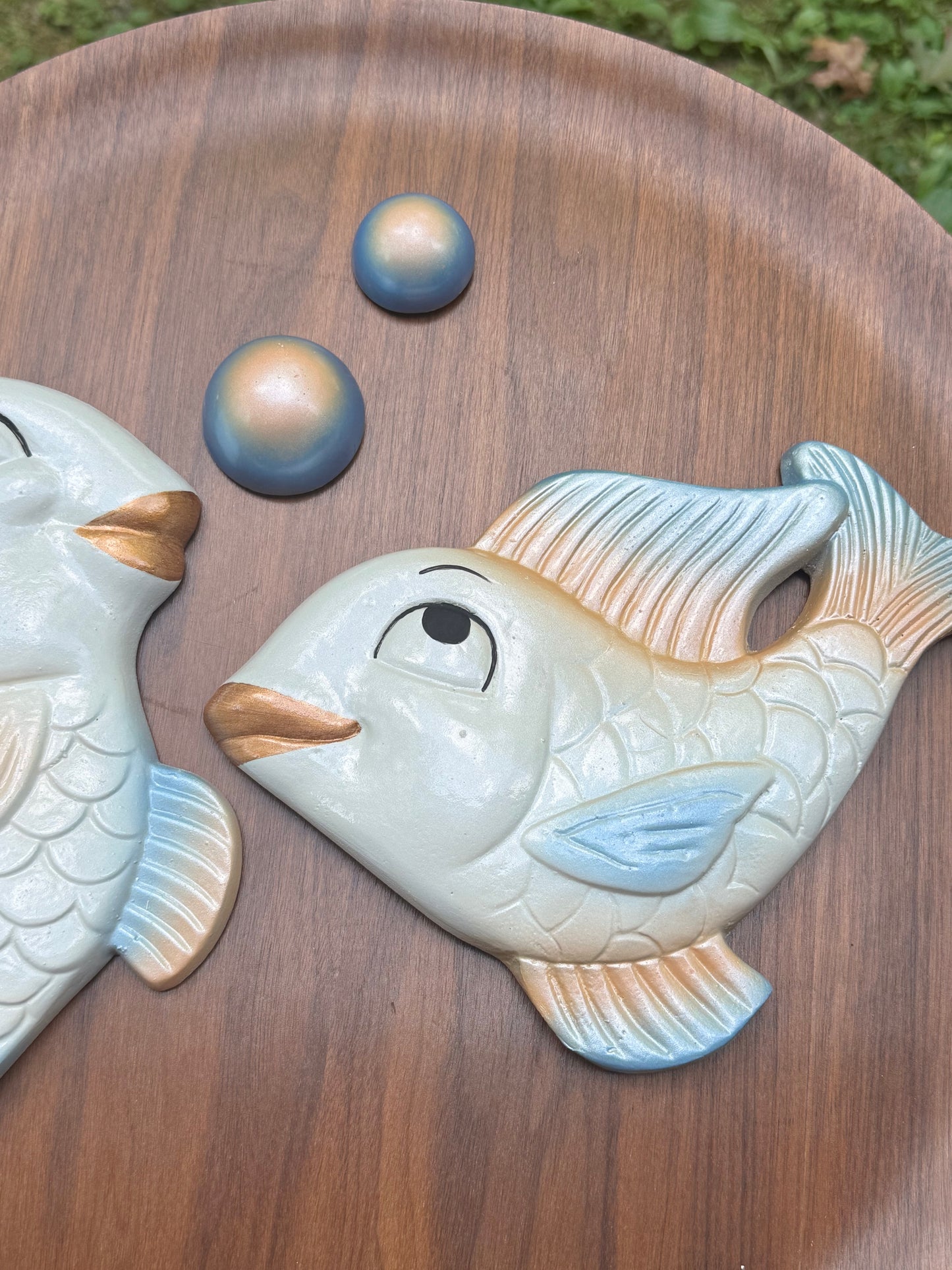 Pastel Blue & Peach Chalkware Fish Wall Plaques – Retro Mid-Century Bathroom Decor