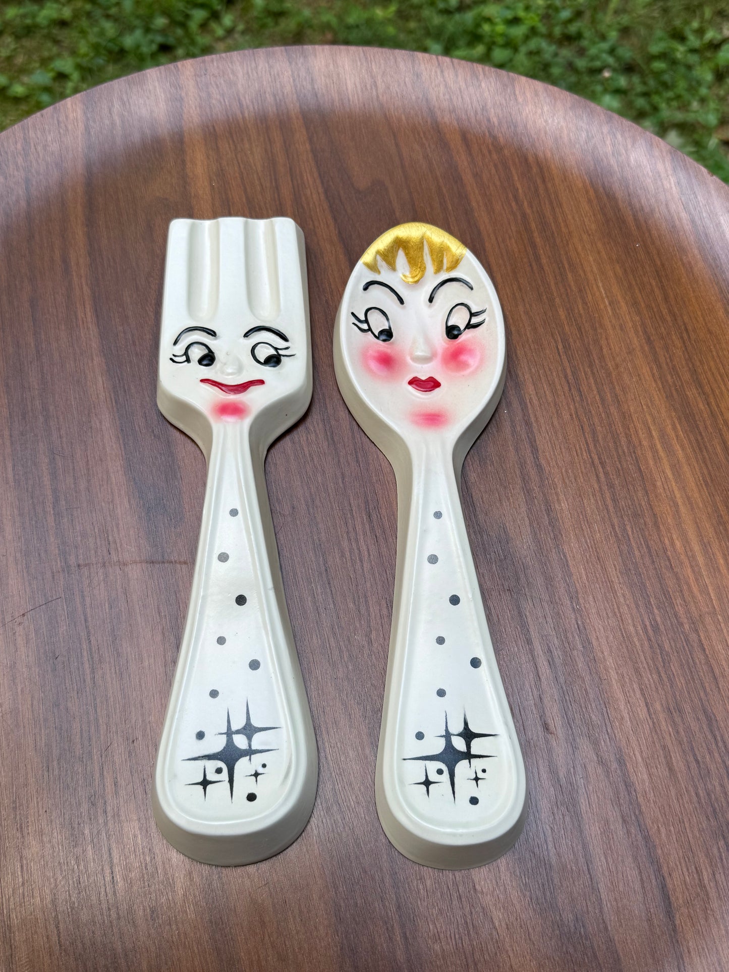 Atomic Chalkware Fork & Spoon Wall Plaques β Retro Mid-Century Kitchen Decor