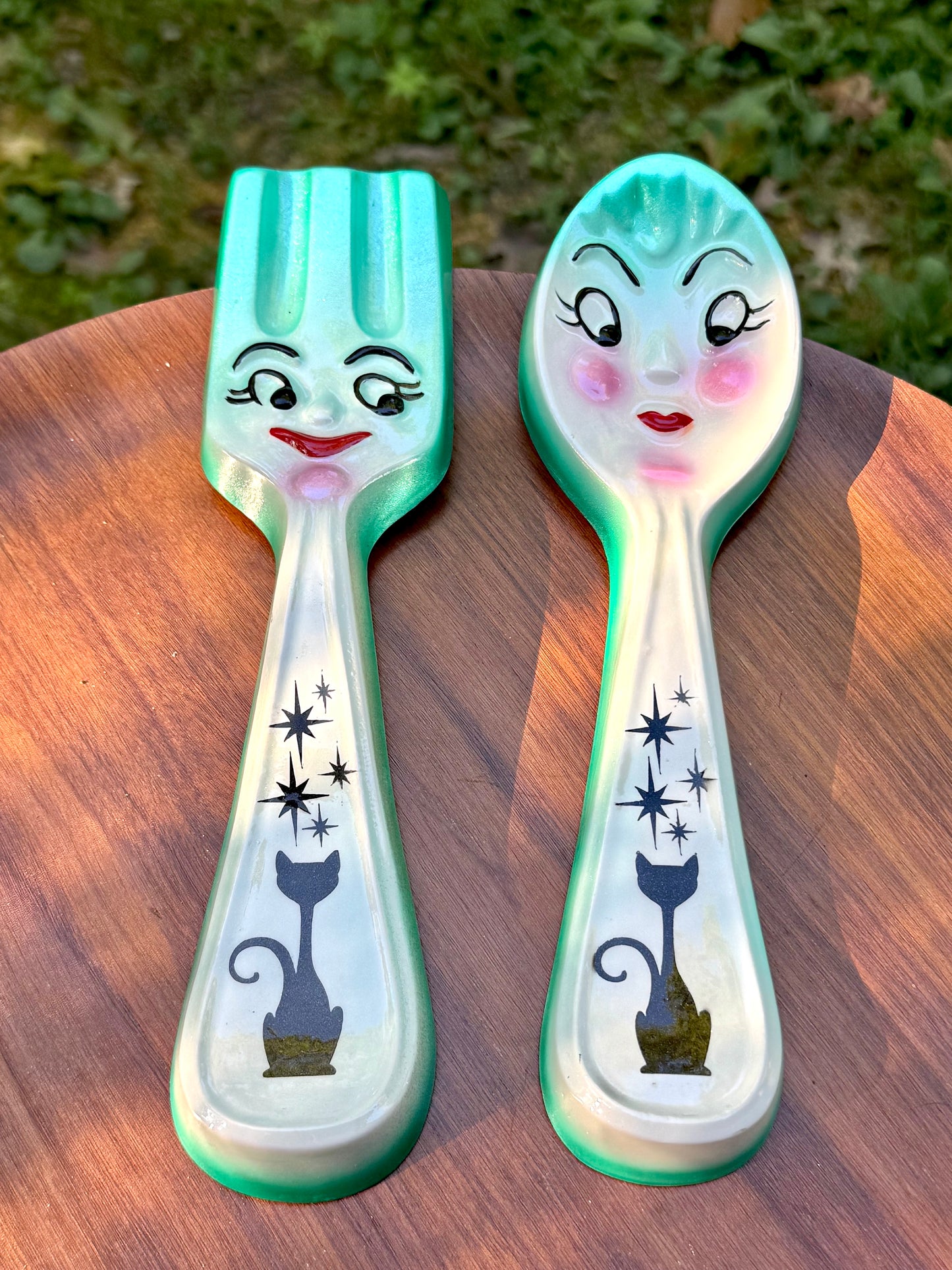 Chalkware Fork & Spoon Wall Plaques-- Atomic Cat & Starburst Pattern