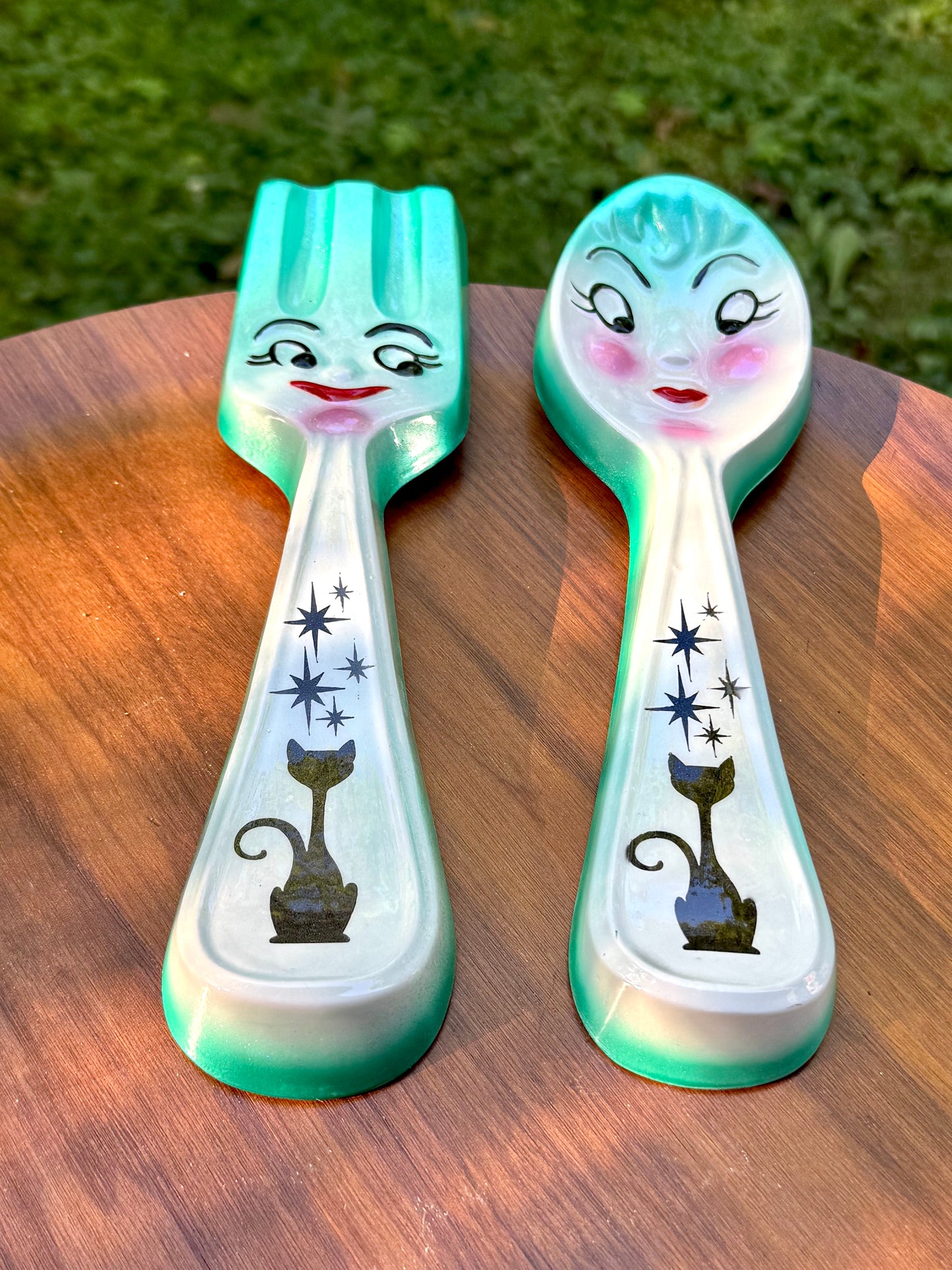 Chalkware Fork & Spoon Wall Plaques-- Atomic Cat & Starburst Pattern