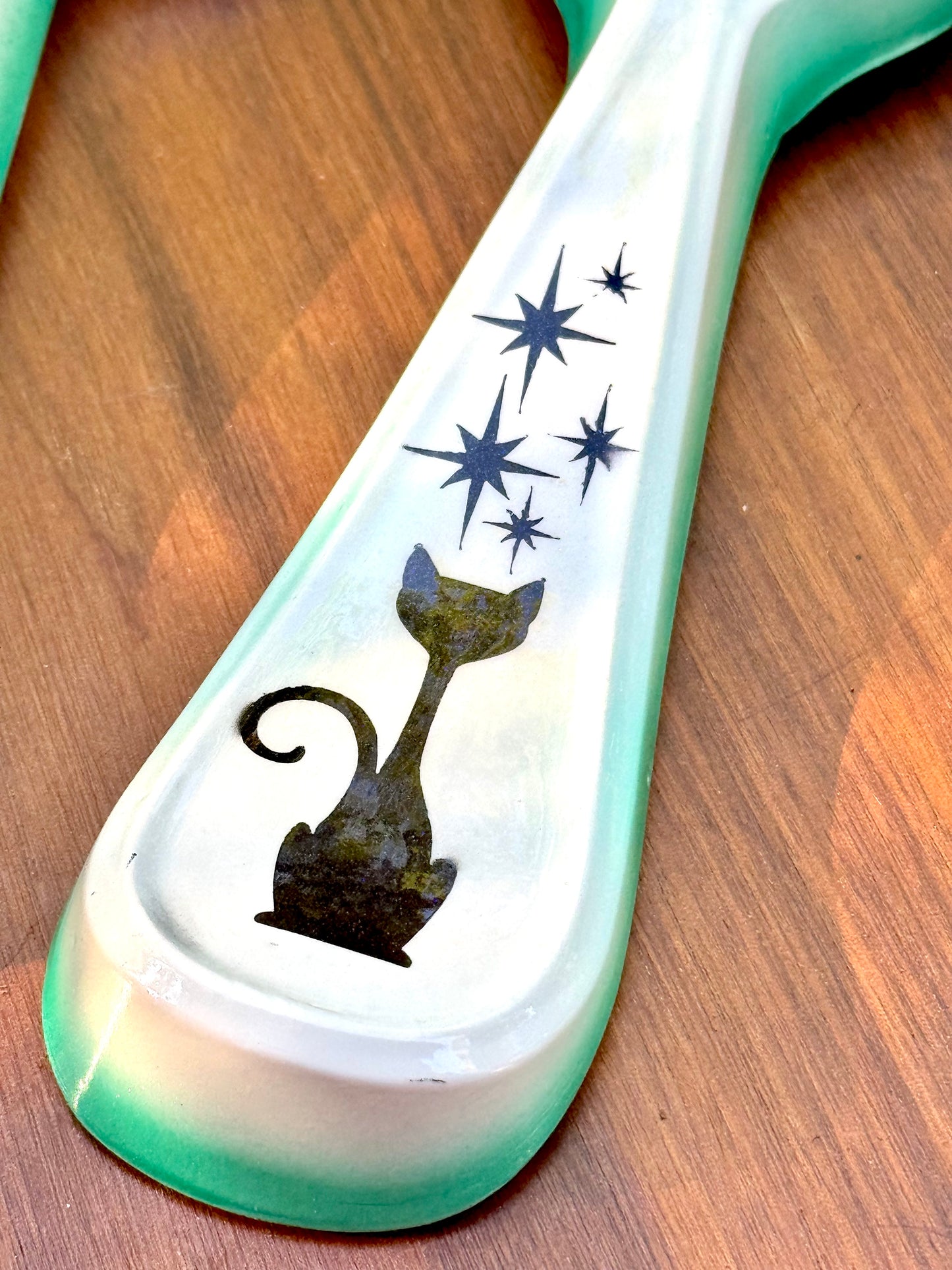 Chalkware Fork & Spoon Wall Plaques-- Atomic Cat & Starburst Pattern