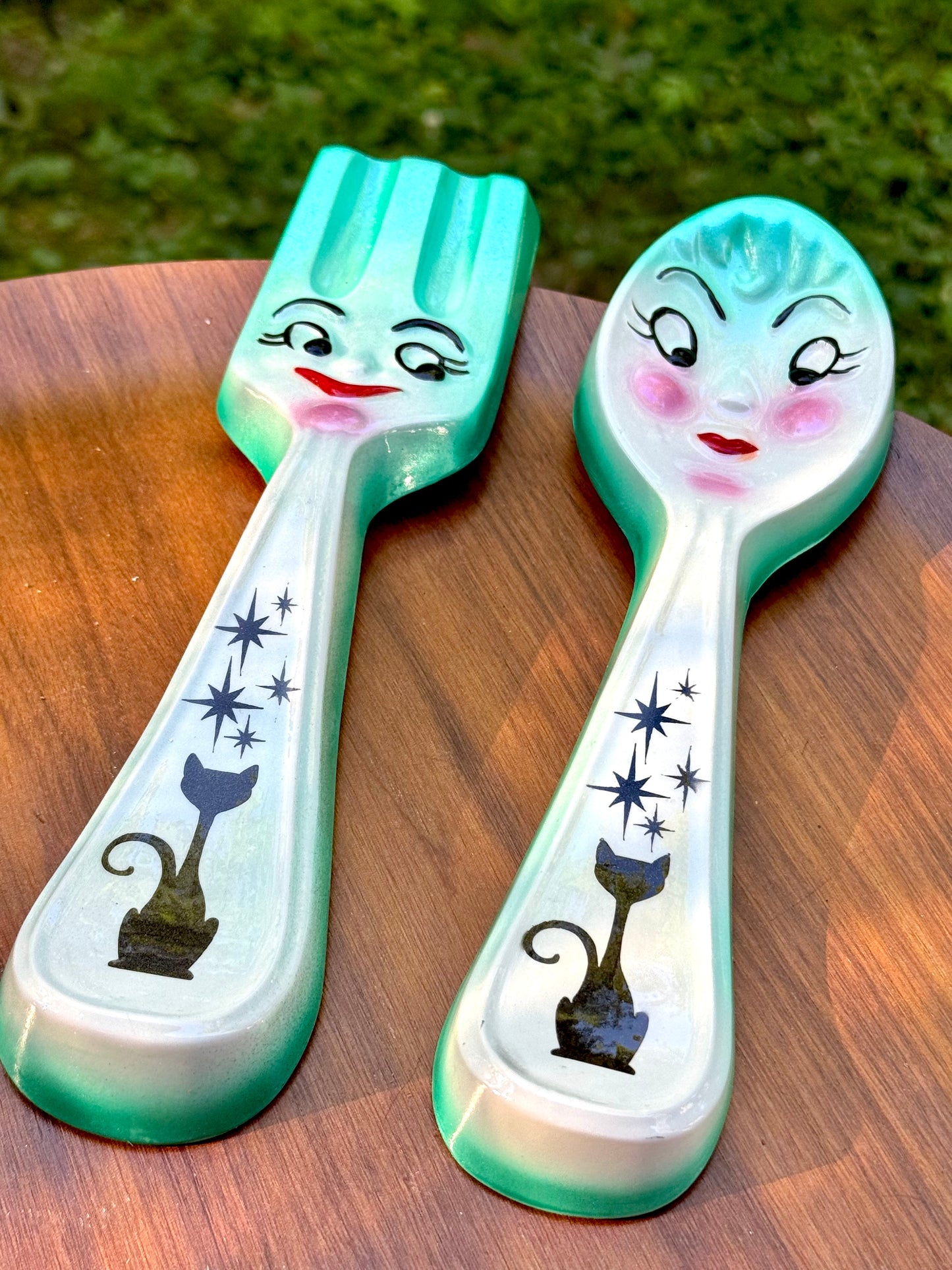 Chalkware Fork & Spoon Wall Plaques-- Atomic Cat & Starburst Pattern