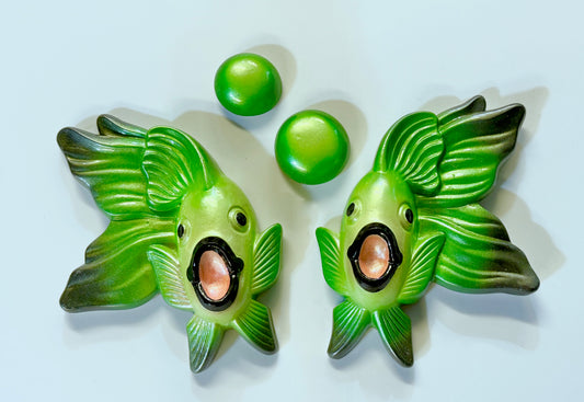 Vintage Style Chalkware Fish & Bubble Wall Art in Green & Black, Retro Style Goldfish/ Koi Wall Art