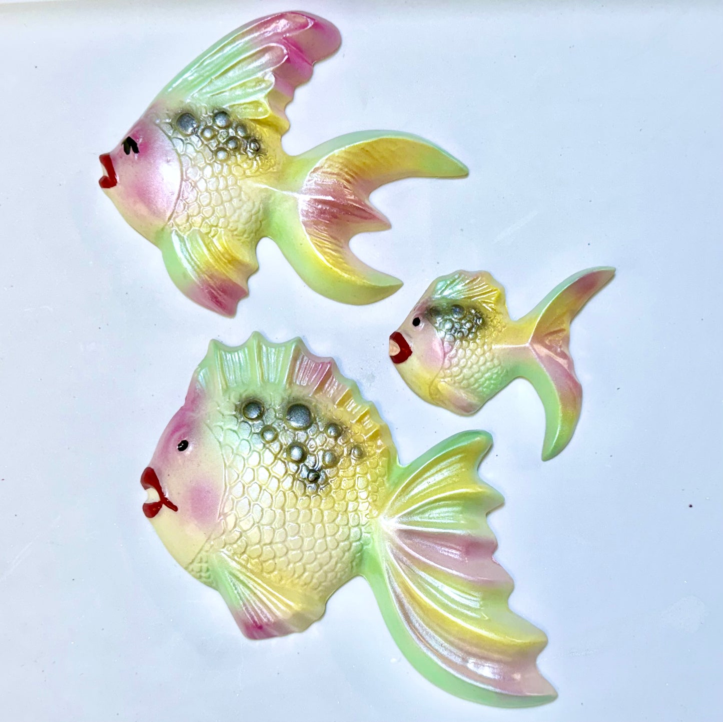 Mid Century Style Rainbow Chalkware Fish Set, Fun Retro Style Wall Art Decor
