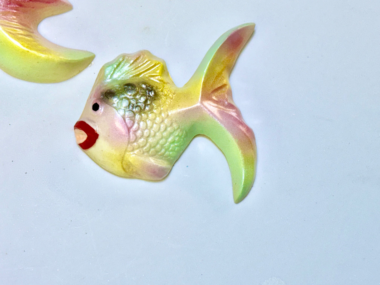 Mid Century Style Rainbow Chalkware Fish Set, Fun Retro Style Wall Art Decor