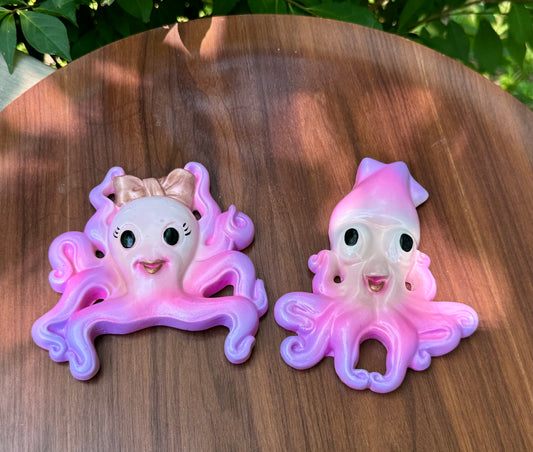 Retro Style Chalkware Octopus & Squid Wall Art Plaques,  Kitschy Retro style Anthropomorphic Fish Wall Art (Copy)